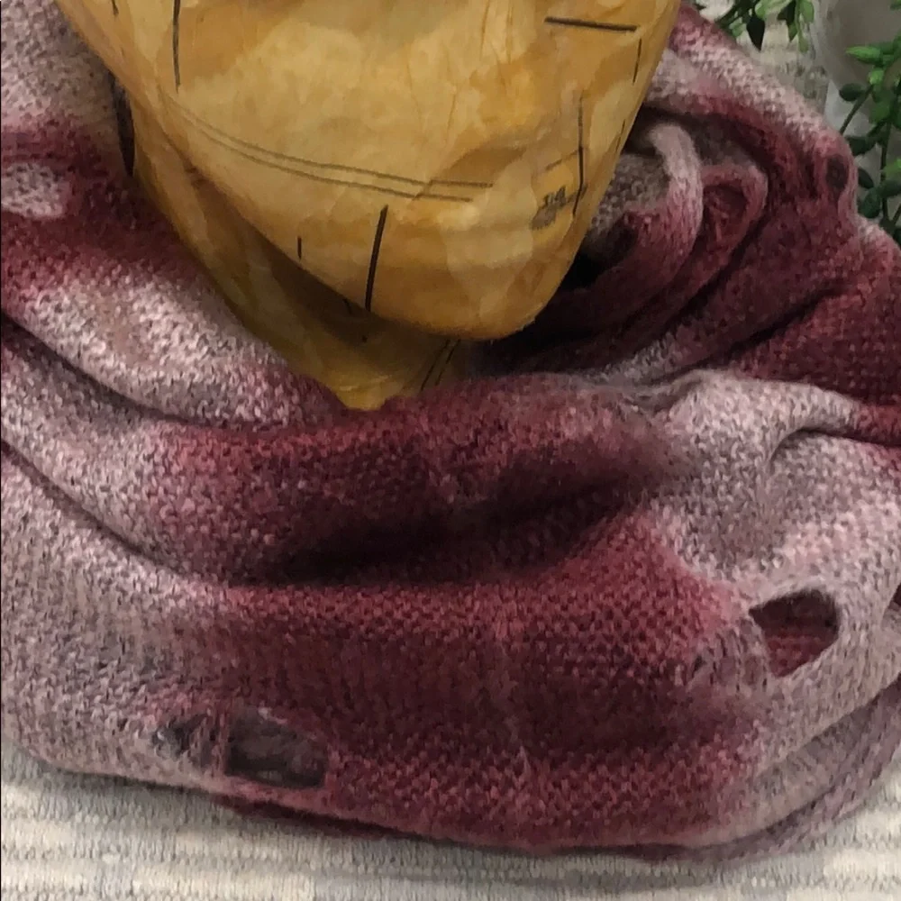 Steve Madden scarf